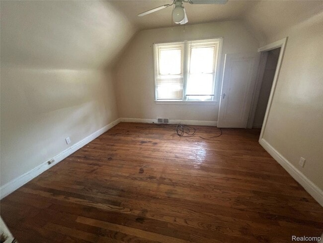 Photo - 13067 Wade St