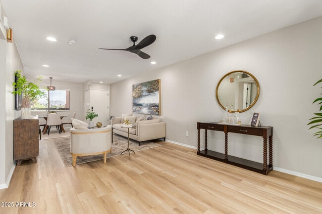 Photo - 12222 N Paradise Village Pkwy W Unidad 237