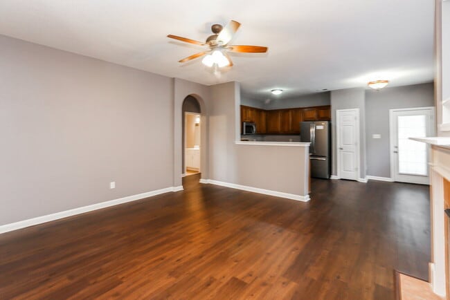 Photo - 9918 White Poplar Dr