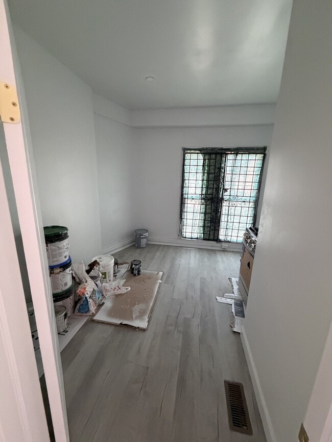 Photo - 415 S 10th St Unit APT 1