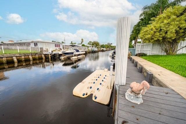 Photo - 1740 NE 64th St