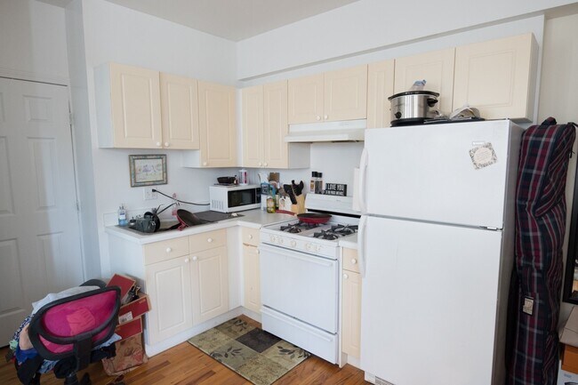 909 W Dakin St Unit 703