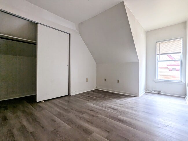 Photo - 5552 Black St Unit 2