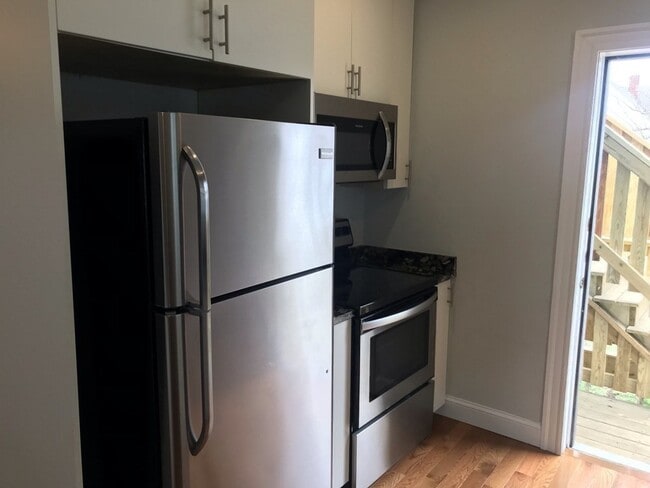 Photo - 50 Linden St Unit 2