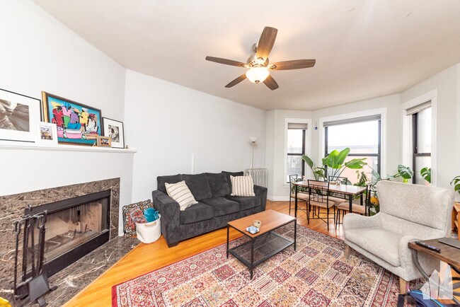 2959 N Halsted St Unit 3