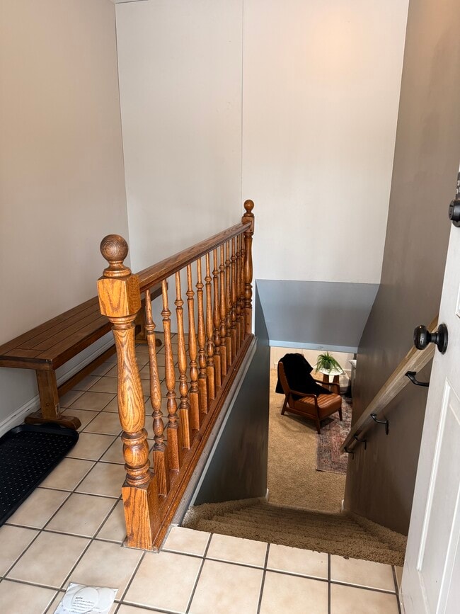 Photo - 676 E Howard Dr Unit Basement Apartment