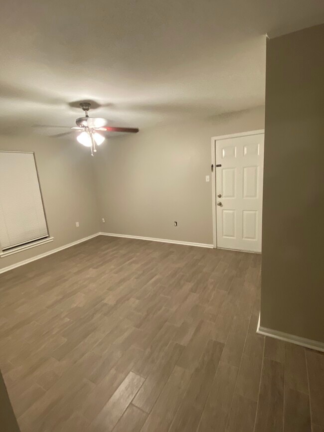Master - 15348 Crystal Dr Unit 15348 Crystal Dr