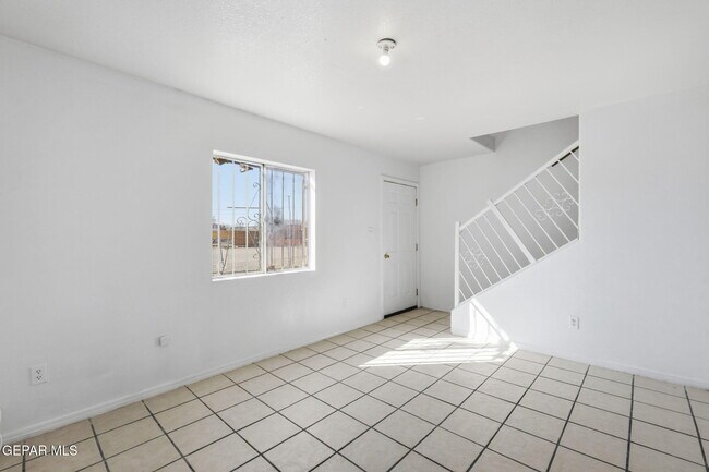 Photo - 13113 Violeta Ln