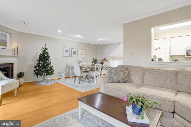 Photo - 2101 N Rolfe St