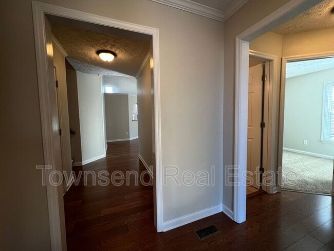 Photo - 3539 Harrisburg Dr