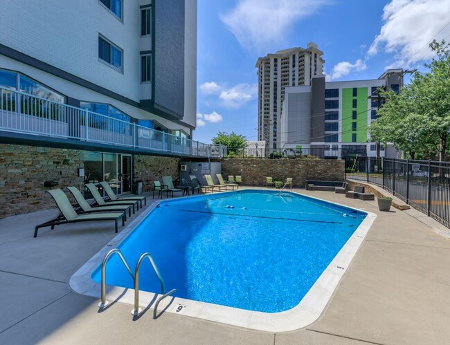 0o7a998618 - Berkshires At Town Center Apartments