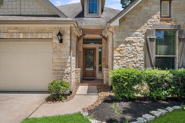 7 Deer River Cir