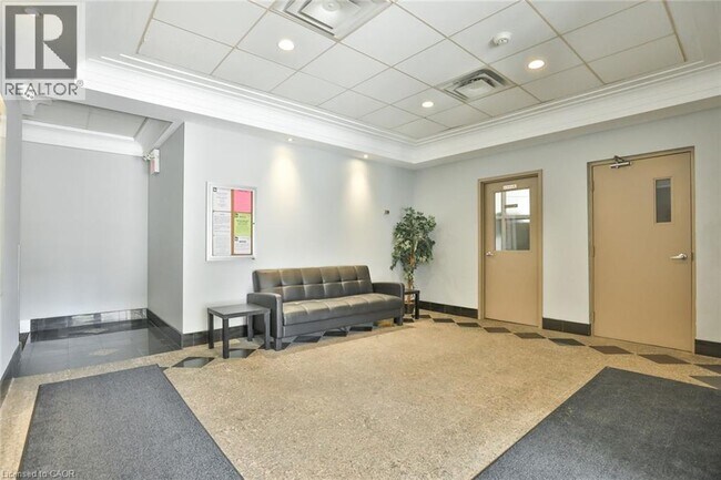 Photo - 400 York Blvd Unit 208