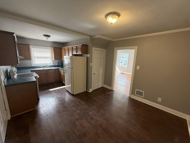 Photo - 1107 Highland Park Dr