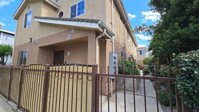 Photo - FIGUEROA(6616S) Unit FIGUEROA(6616S),#2