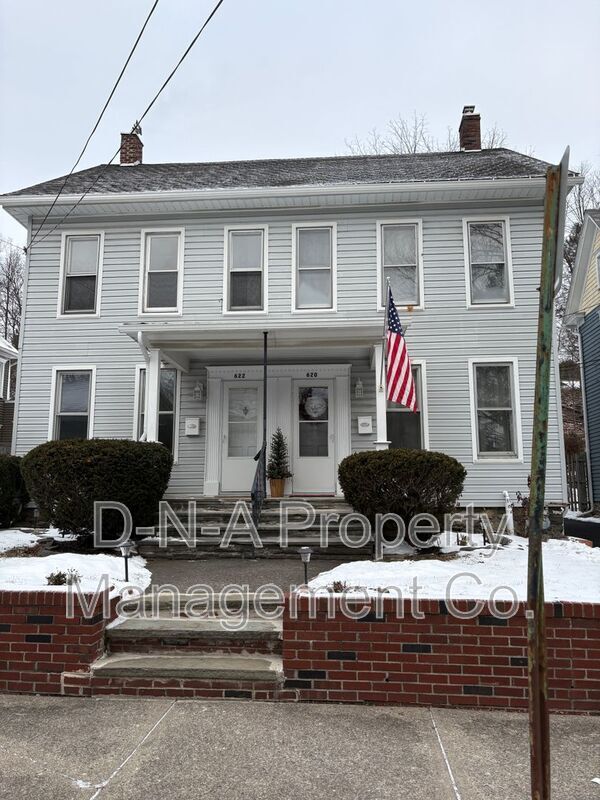 Building Photo - 622 Scott St