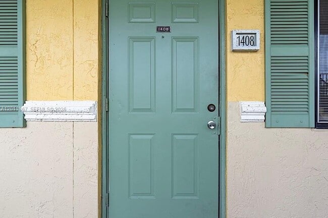 Photo - 1408 Meadows Cir W Unit 1408