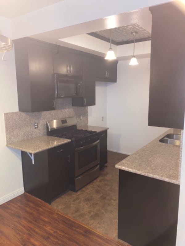 1224 S Corning St Unidad 4