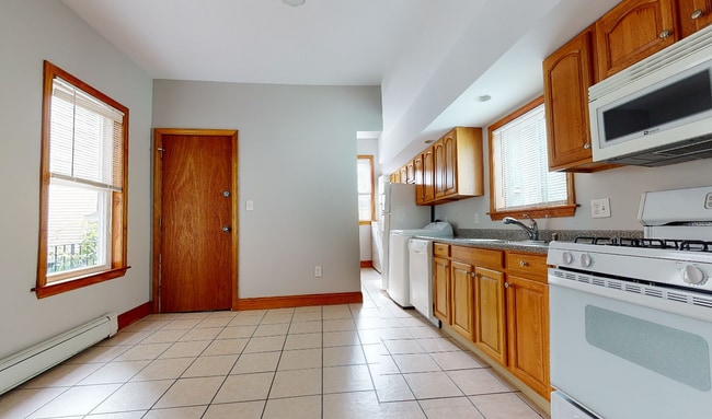 Photo - 32 Portsmouth St Unit 1L