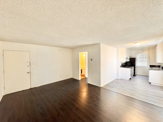 Photo - 3555 San Marino St Unit 206