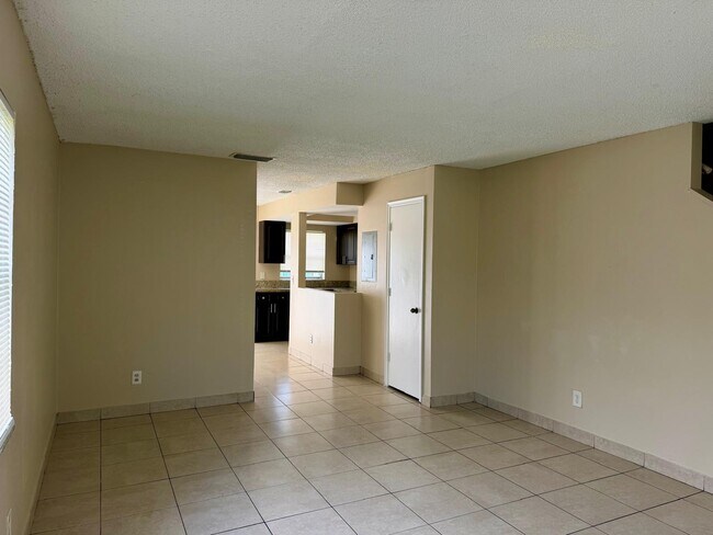 Photo - 1920 NW 58th Terrace
