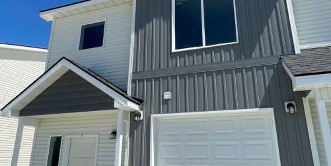 Building Photo - 109 Hillcrest Ave Unit D Rental