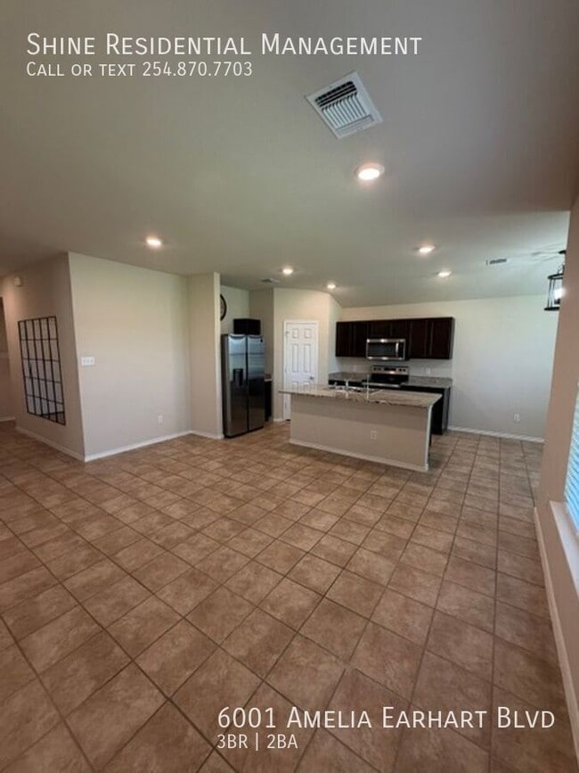 Photo - 6001 Amelia Earhart Blvd