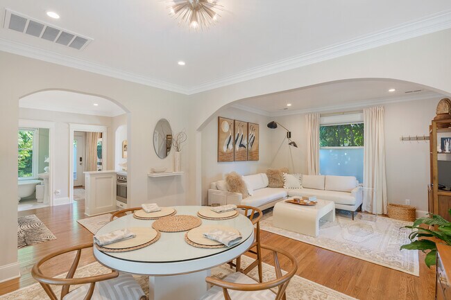 Photo - 2722 N Winchell St