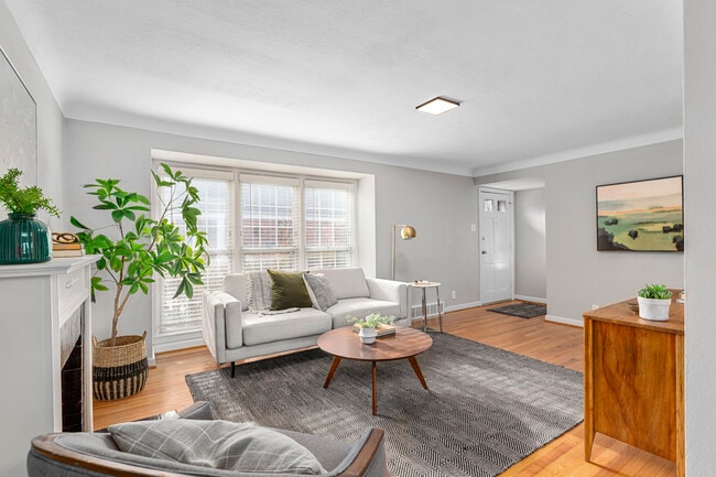 Living room - The Square on Mcknight