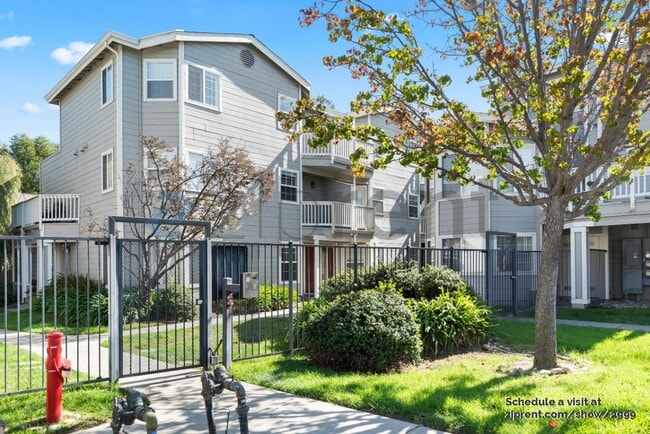 Photo - 137 Margo Dr