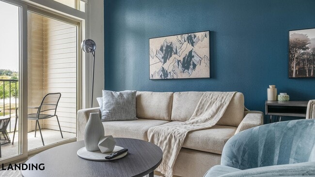 Photo - 1900 Airport Commerce Dr Unidad 2219