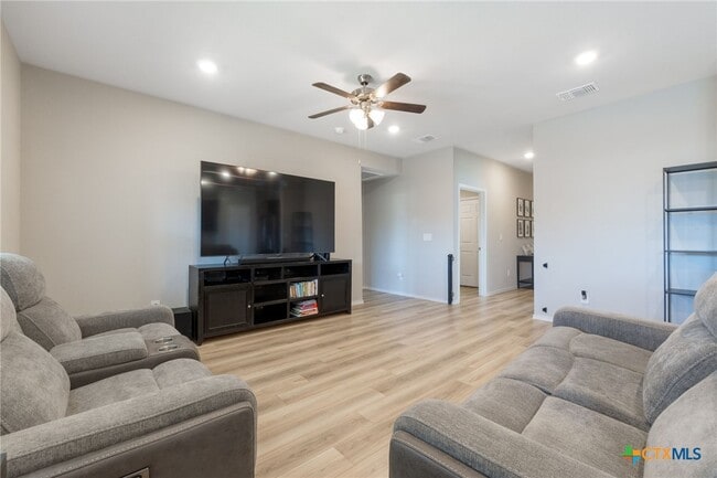 Photo - 2305 Merganser Dr