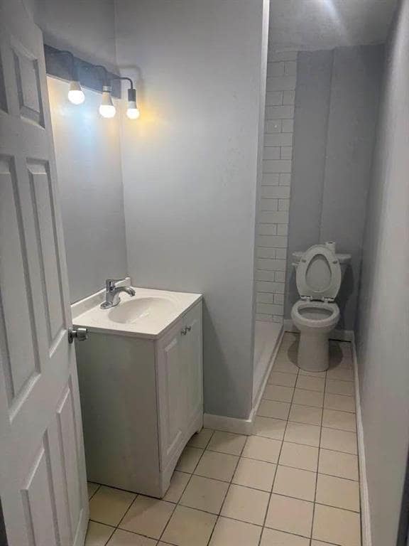 Photo - 898 York Ave