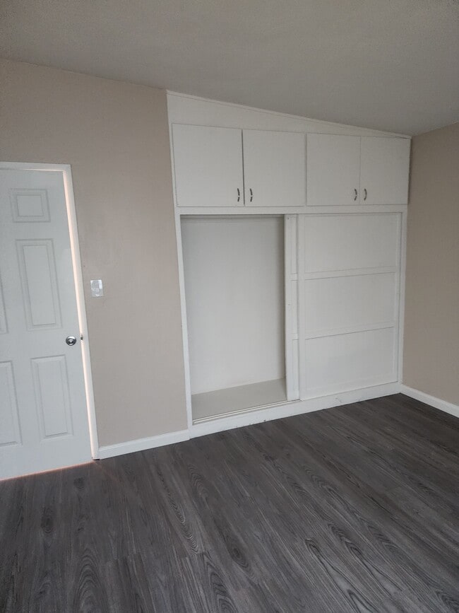 Photo - 696 Garfield Ave