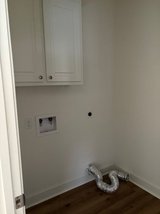 Photo - 141 N Buck Run Dr