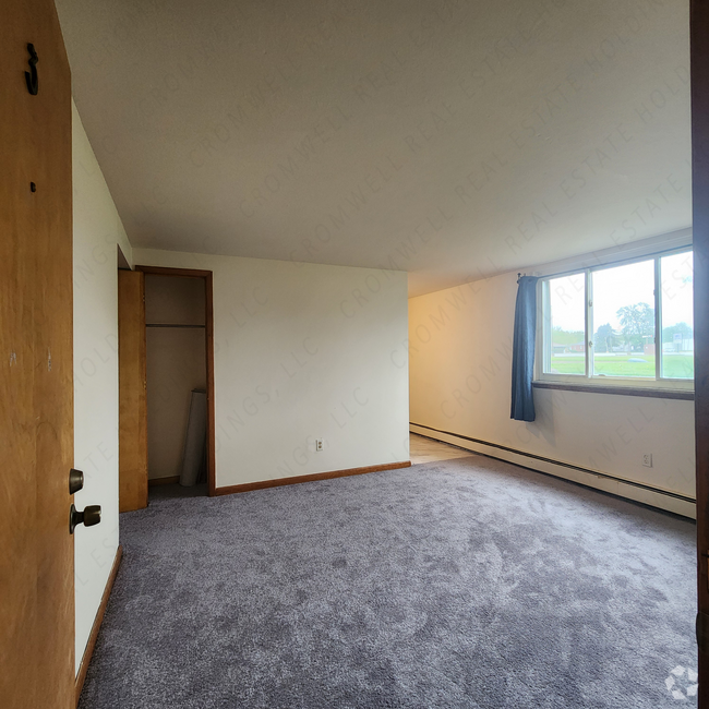 Living Room Angle #1 - 1208 Tower BlVD Unit 3 Rental
