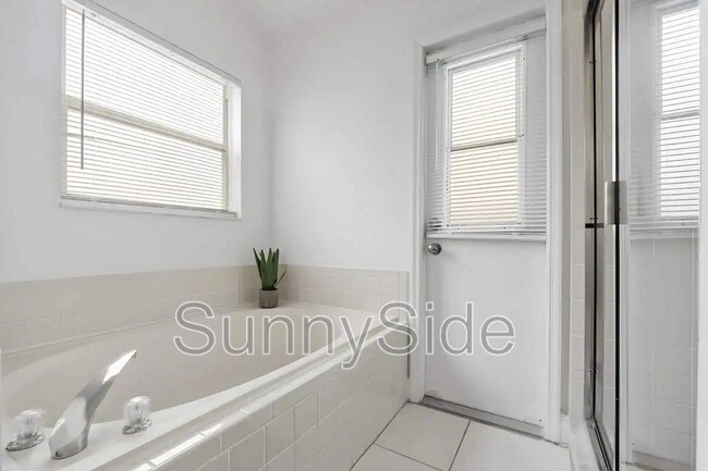 Photo - 820 Briargrove Ave