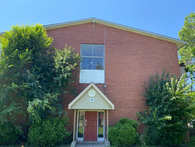 Building Photo - Huron Terrace Apartments