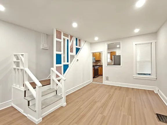 Photo - 4441 N Chadwick St