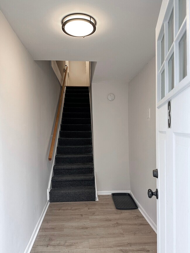 Photo - 331 Northline Rd