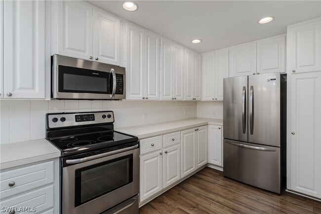 Photo - 28700 Alessandria Cir