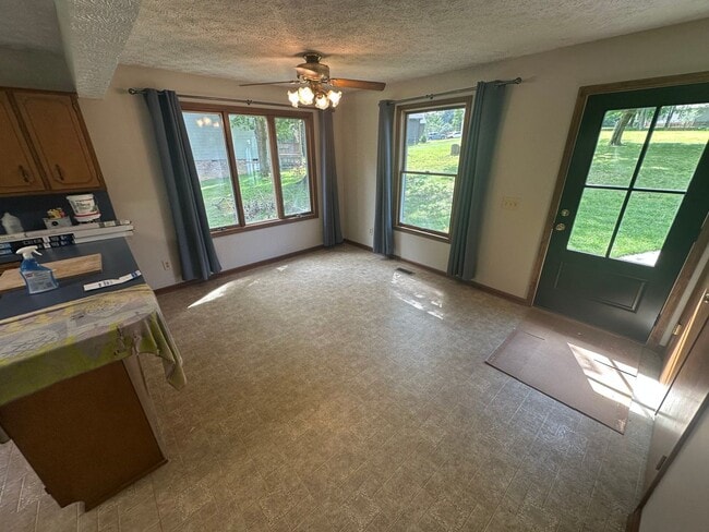 Photo - 805 Pebble Cove Rd