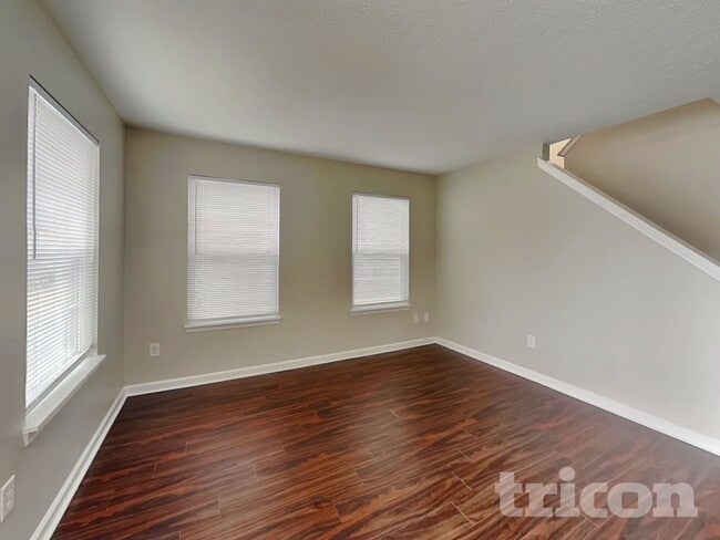 Photo - 1621 Bridgecreek Crossing