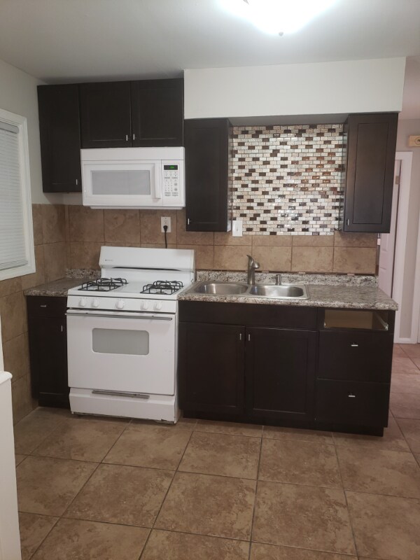 Photo - 2457 Shannon Ave