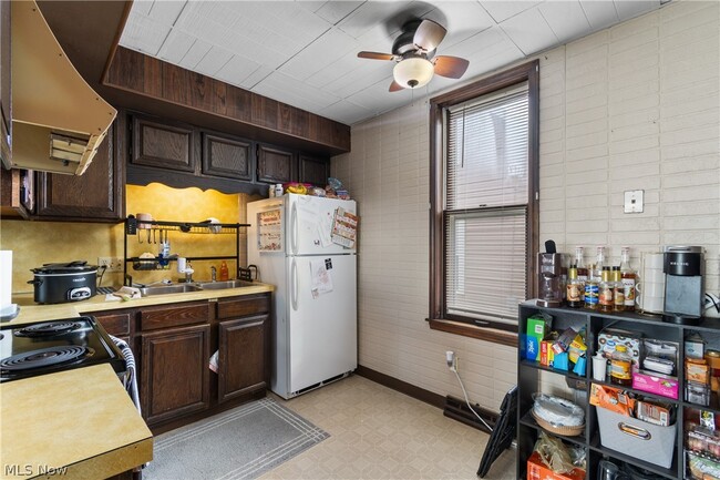 Photo - 2406 S Union Ave