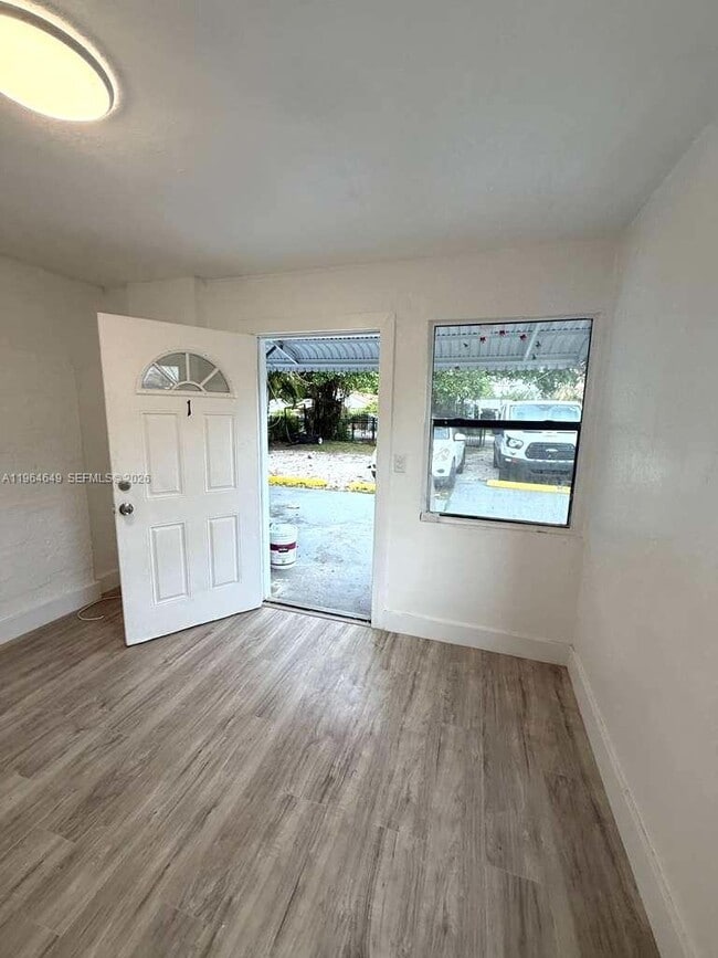 Photo - 326 NW 96th St Unidad 1