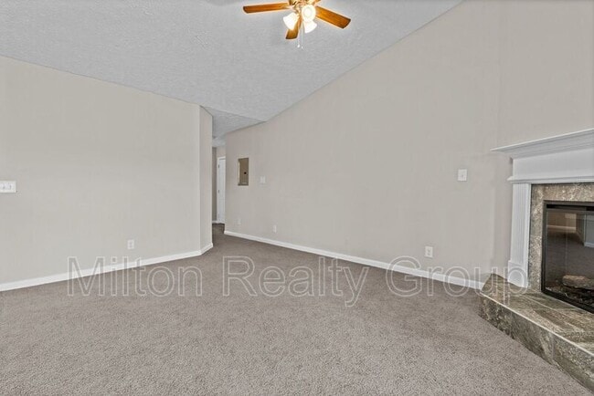 Photo - 6748 Willowbrook Dr Unit #9