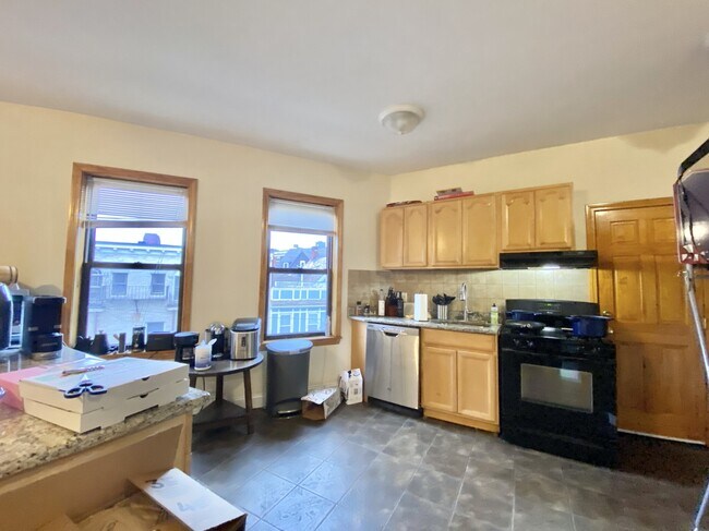 Photo - 45 Orkney Rd Unit 3