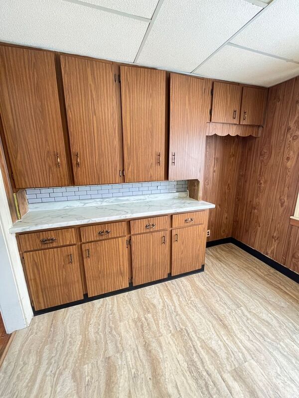 Photo - 3209 W Grand St