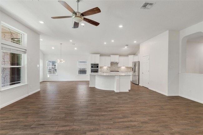 Photo - 424 Freeman Park Pl